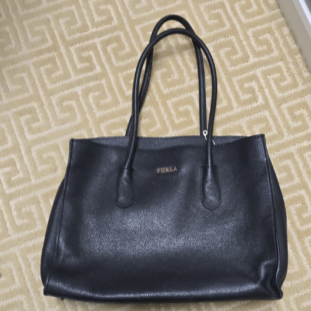 Furla Elegant Black Tote Bag